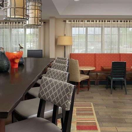 Hampton Inn Kansas City The Legends Интерьер фото